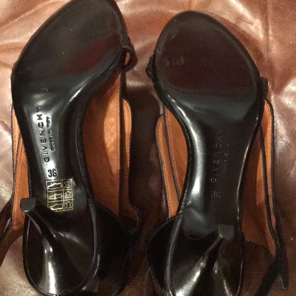 Authentic Givenchy black heels - Picture 3 of 3